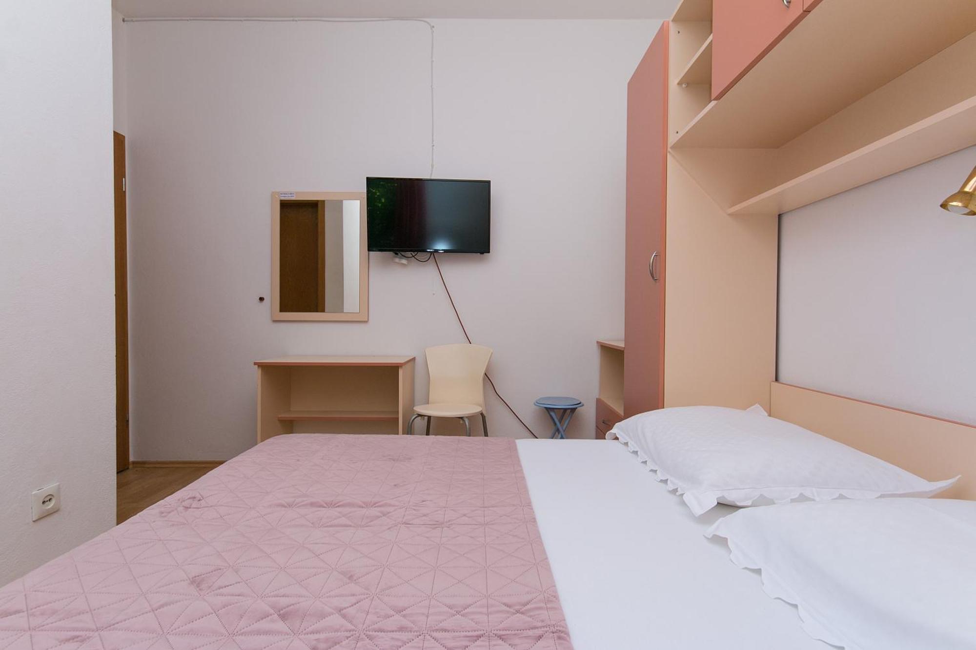 Apartments By The Sea Zivogosce - Blato, Makarska - 1057 Blato  Quarto foto