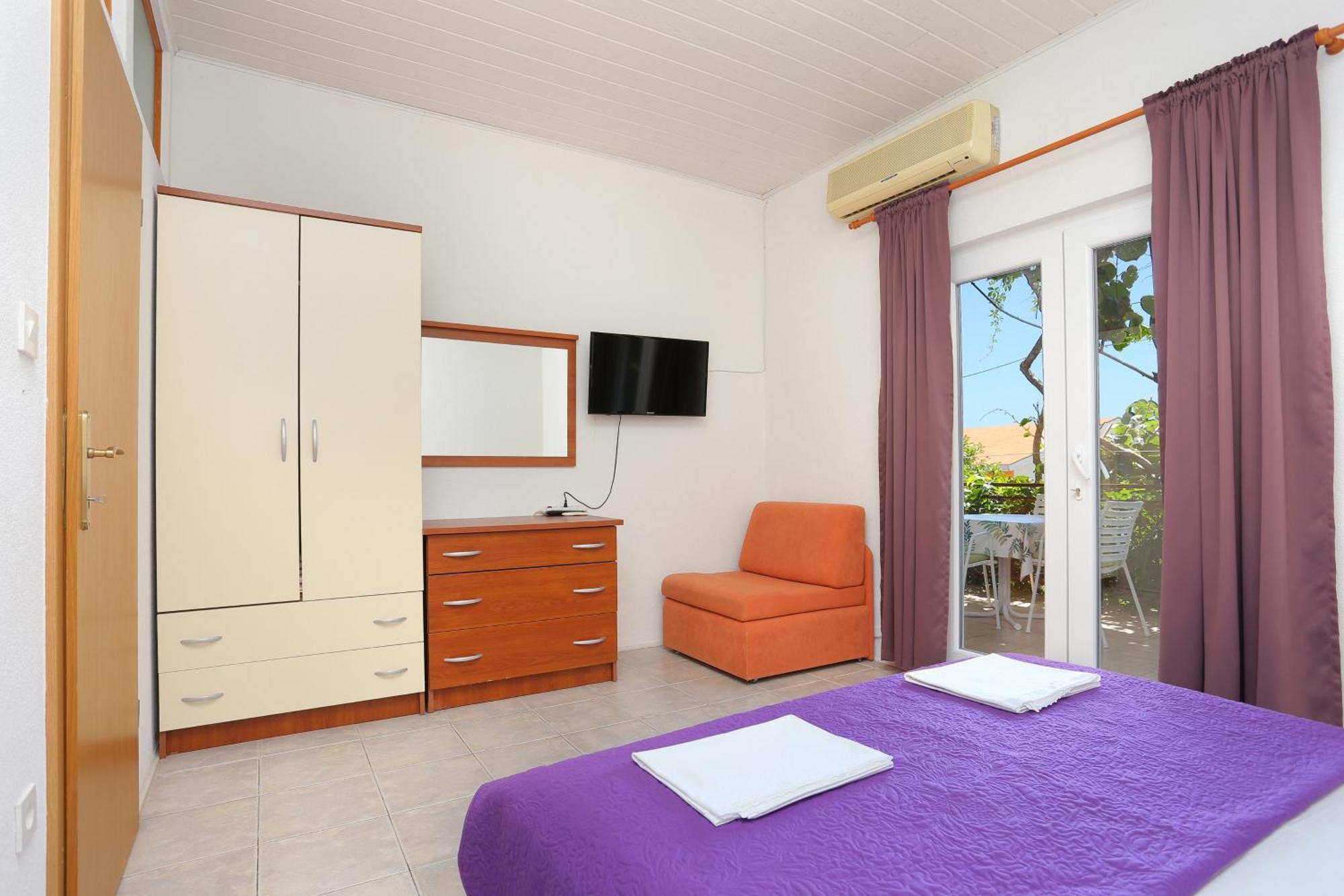 Apartments By The Sea Zivogosce - Blato, Makarska - 1057 Blato  Quarto foto